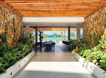 Baia Kristal Cartagena